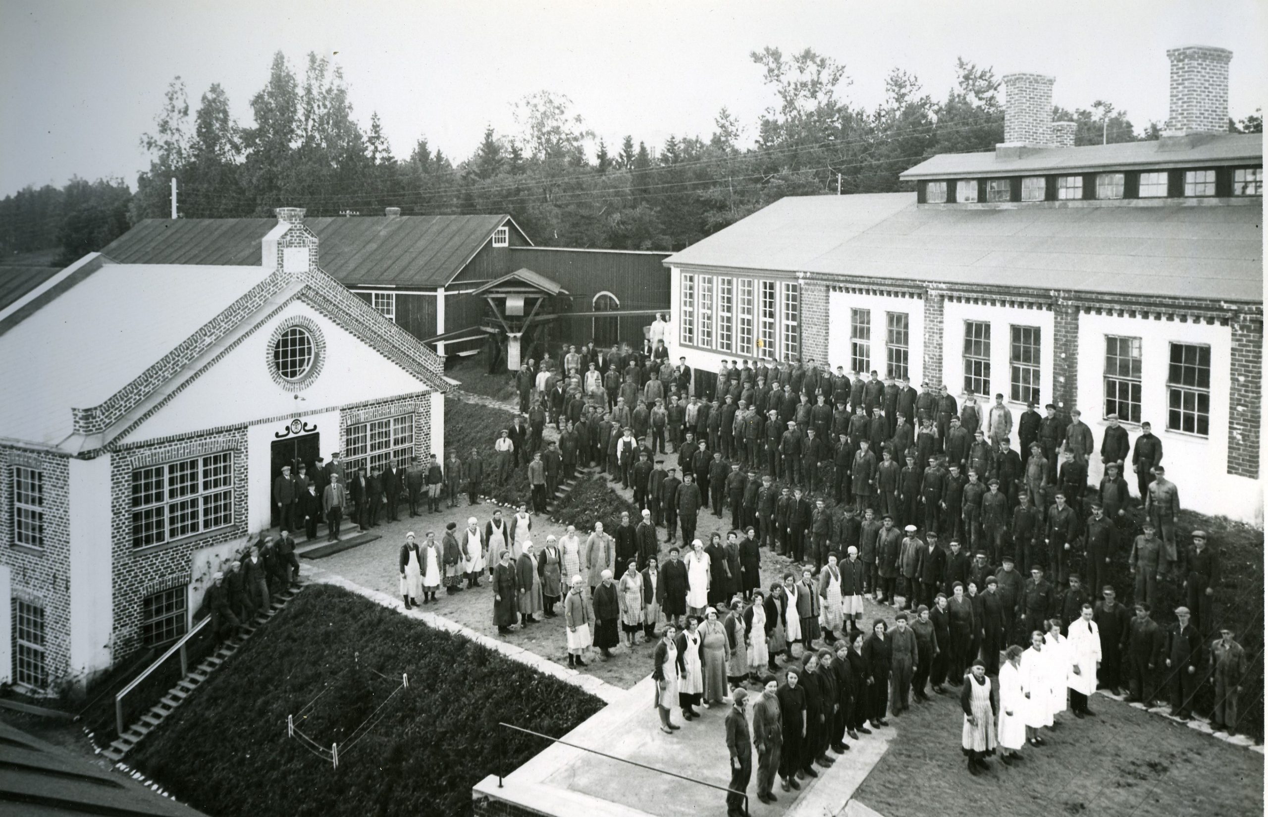 Tehtaan työntekijät 1930-luvulla